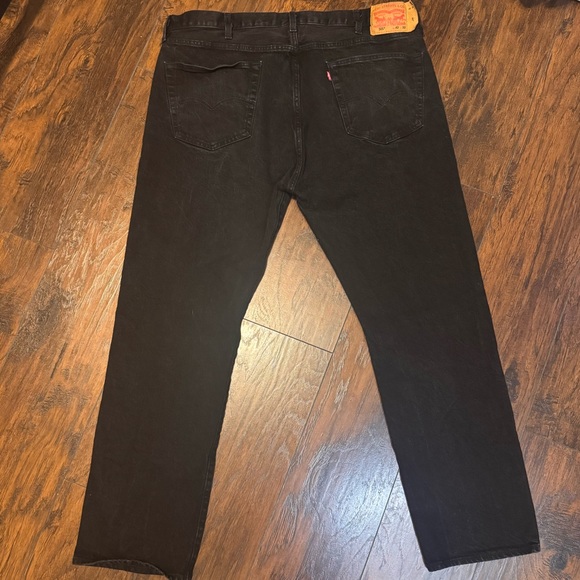 Men's Levis Jeans 501 Original Fit Size 42x32 Black Dark Wash - Picture 6 of 8